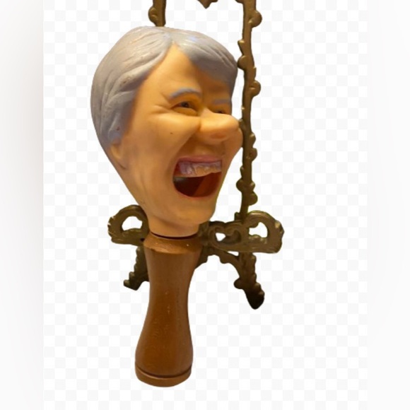 Vintage 1976 President Jimmy Carter FUNNY Head Bottle Opener Wood Handle Peanut - Picture 2 of 4